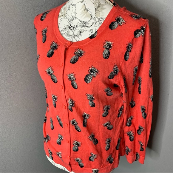 Ann Taylor Sweaters - ANN TAYLOR pineapple Coral cardigan Sweater MED